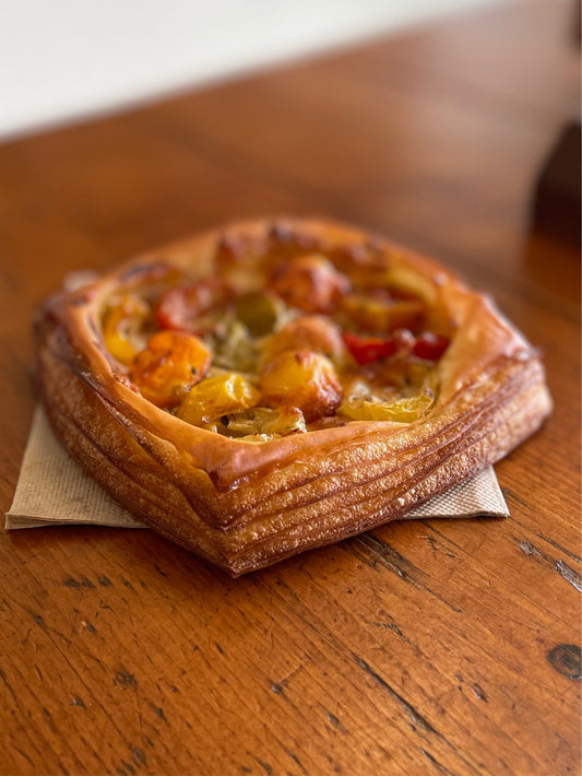 Cherry tomatoes tart --- AVAILABLE AFTER 10AM ONLY